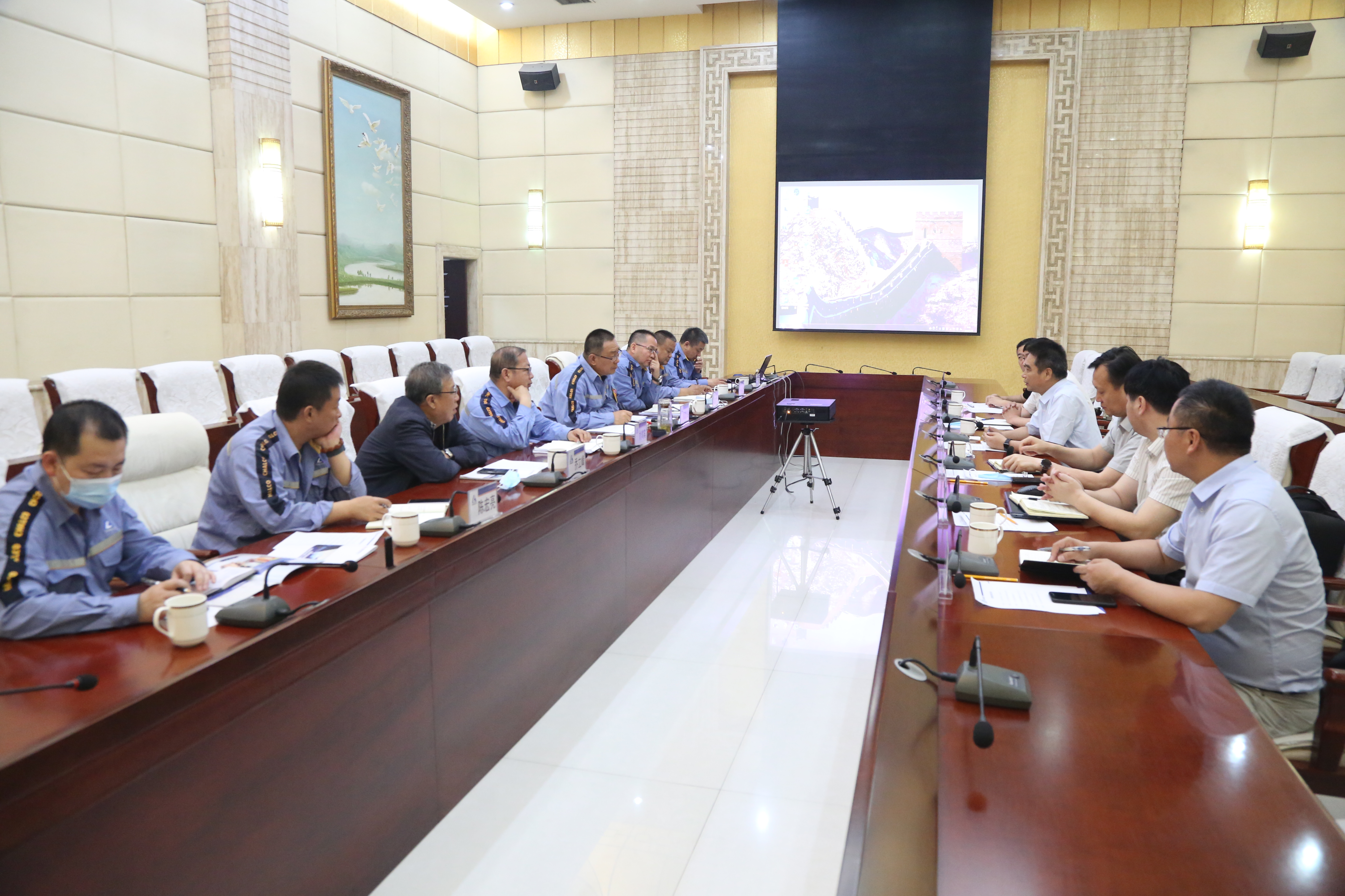 平高集团到包铝调研